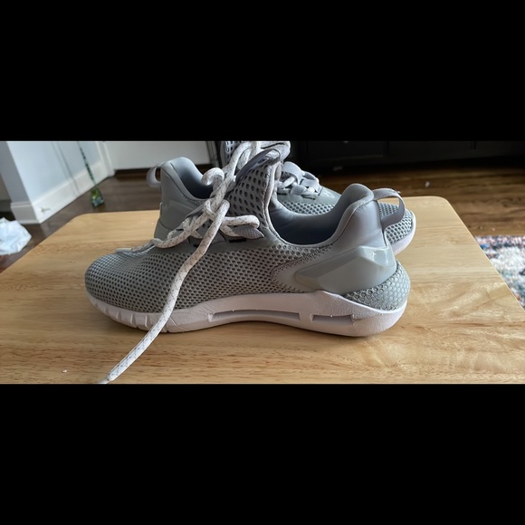 Under Armour HOVR shoe - Picture 4 of 6